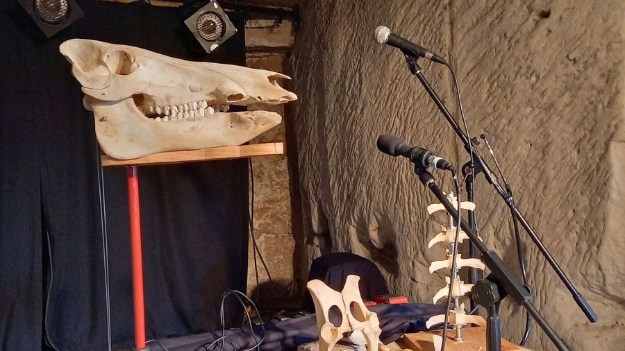 Cie Jean@Faustin - À l'écoute !